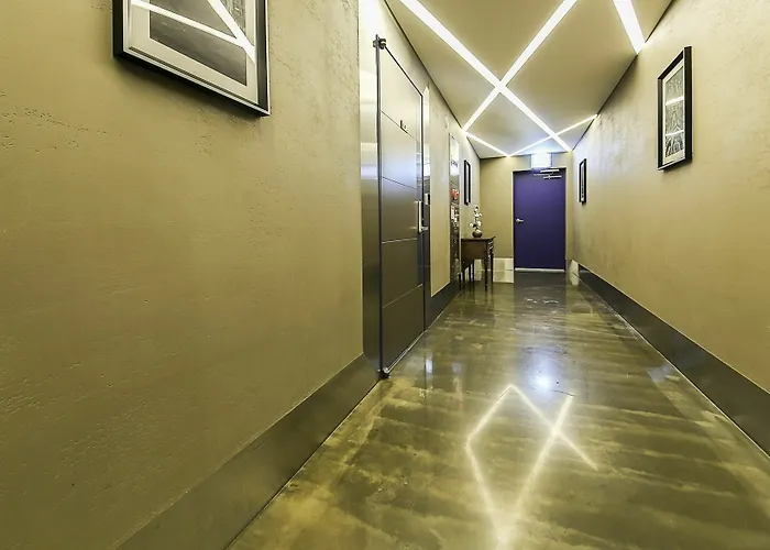 Hotel 9 In Dongdaemoon
